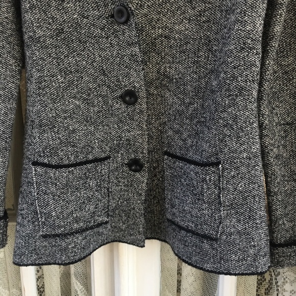 Host Pick: COCOGIO Knit Blazer - Size M - Picture 3 of 4
